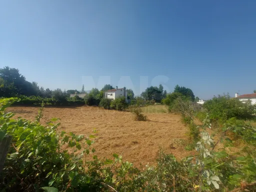 Building land in Côja