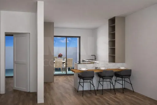 Moradia T3+1 junto praias | Garagem + logradouro privado | Terraço panorâmico sobre o mar