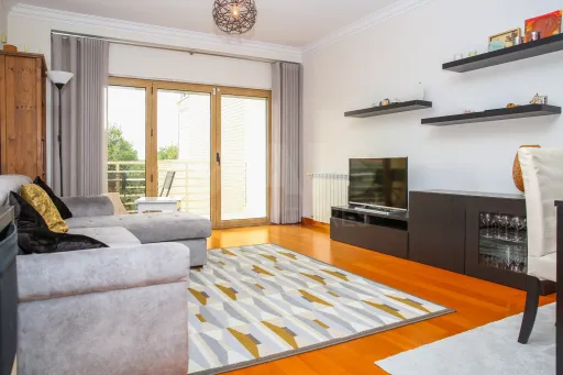 Apartamento T3 com box Póvoa de Santa Iria