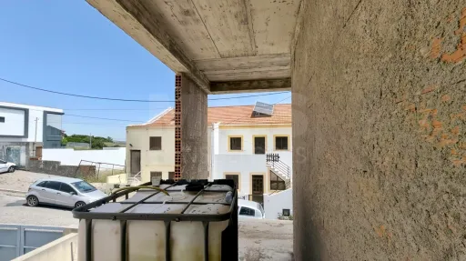Moradia T4 c/ Suite, Jardim, Piscina & Parqueamento!