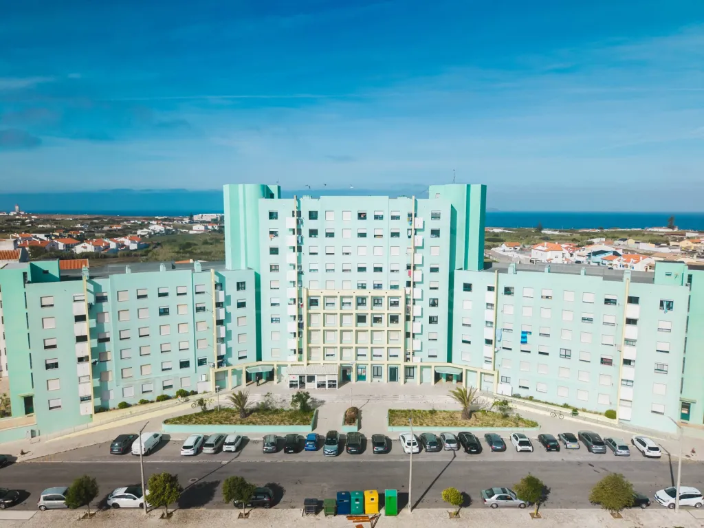 Apartamento T3 em Peniche com 110 m², perto do centro e da Universidade