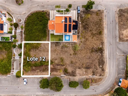 Lote Terreno em Urbanização, Construção de Moradia Isolada Unifamiliar em Atalaia