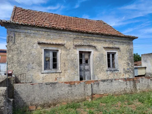 Casa Velha - Memória, potencial e uma nova história na Abrunheira