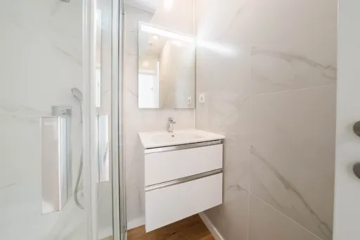 Moradia T3+2 Moderna com Vista Mar e Terraço Panorâmico