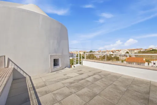 Moinho com 340m2 de terreno vista mar em São Bernardino