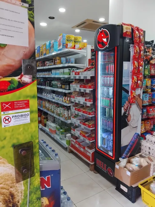 Trespasse de supermercado em Rio de Mouro
