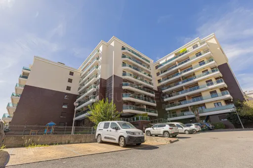 T3 Premium em Terraços da Ponte, Grandes Varandas, Garagem Box