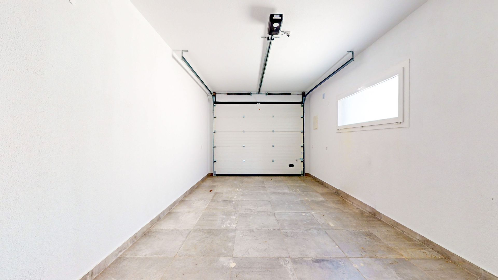 Moradias térreas T4 C\ 4 Suites e Piscina