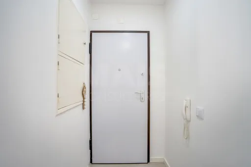Apartamento T3 em Sacávem Remodelado