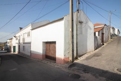 Estacionamento com Projeto Aprovado para Moradia T1 – Pocariça, Olhalvo (Alenquer)
