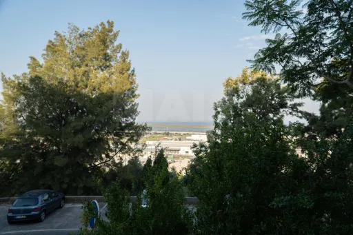 T2 Remodelado no Bairro da Covina com vista rio