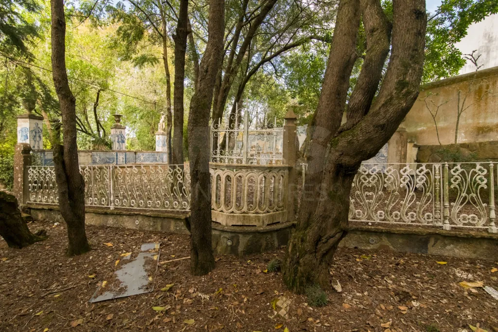Terreno Urbano junto ao Parque Natural  em Sintra