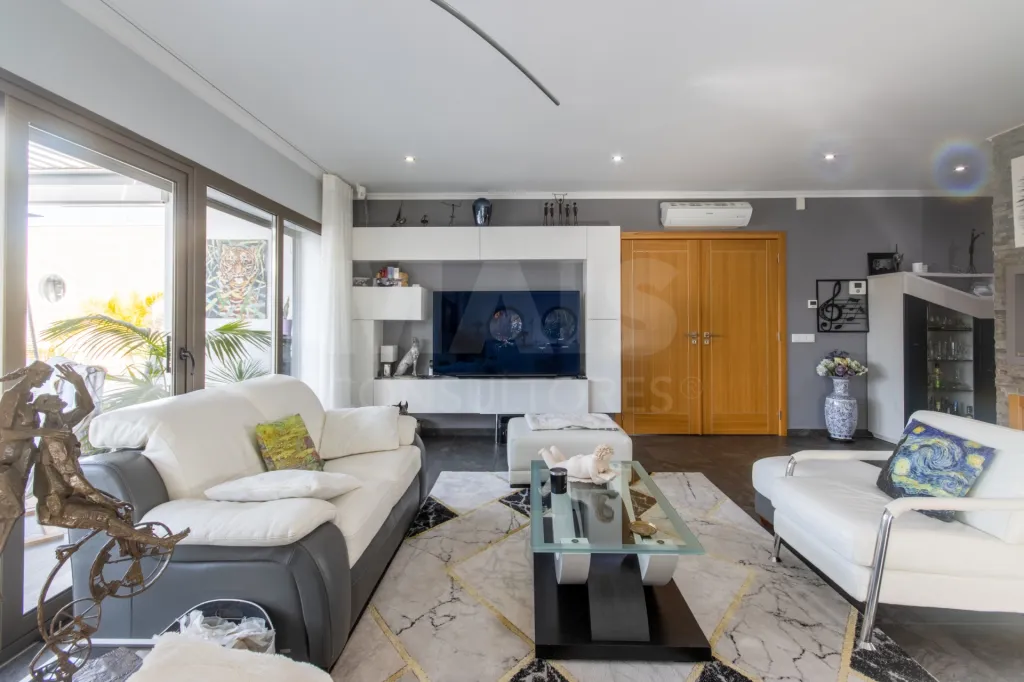 Moradia T4 de luxo no Barrocalvo, Carvalhal, Bombarral