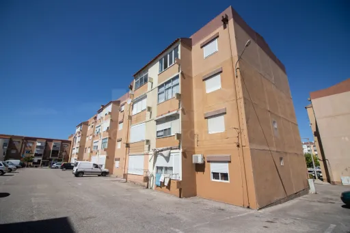 2 bedroom apartment in Carregado