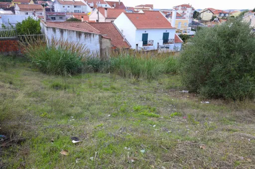 Lote Urbano na Apelação para Moradia.