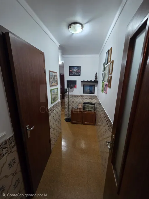 Oportunidade Única: T3 Espaçoso em Peniche com Cozinha Equipada e Elevador