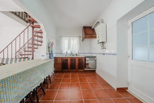 Moradia T2+1 com Logradouro