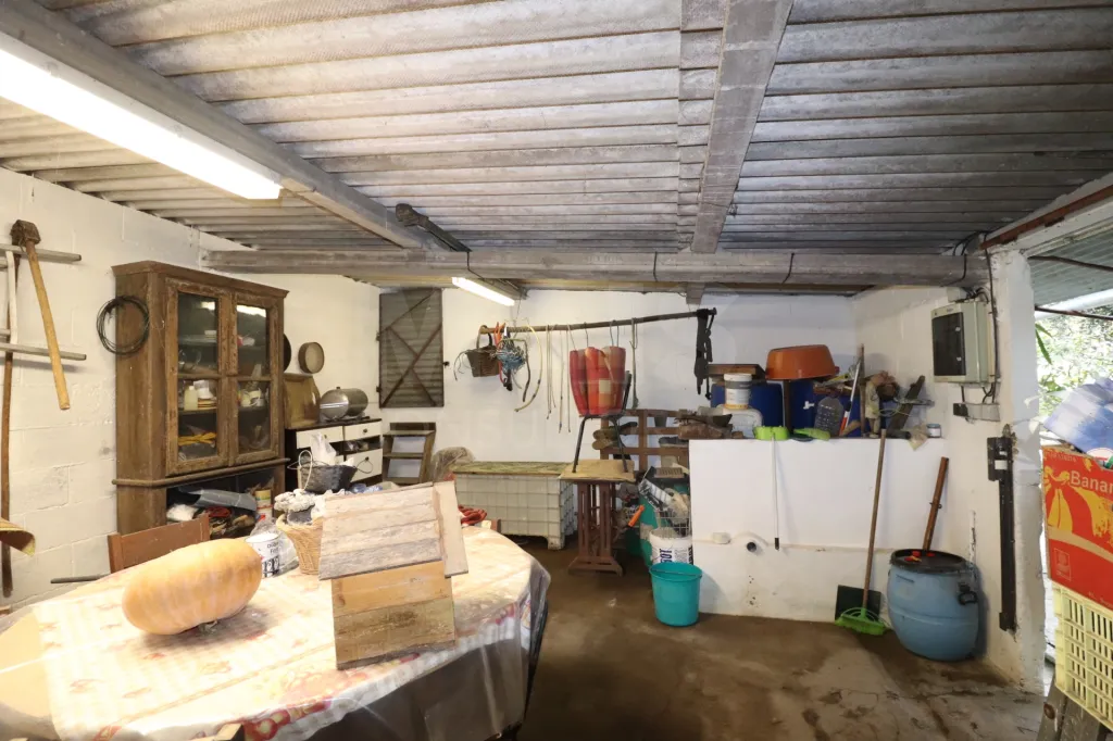 Moradia Térrea T2+1 com Garagem, sótão e terreno com 500 m2 em Vale Mansos, Coruche
