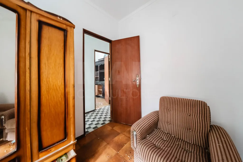 Moradia com 1.040 m² de Terreno no Seixal, Lourinhã