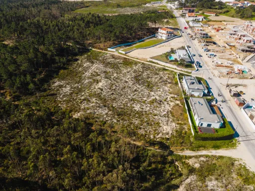 Terreno com Viabilidade para 7 Moradias | Salir do Porto