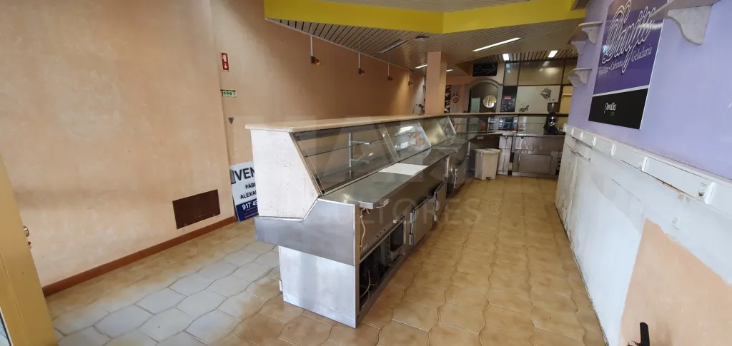 Pastelaria e Cafetaria em Benedita
