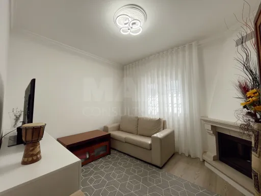 Excellent 2 Bedroom Apartment Quinta do Conde, Refurbished