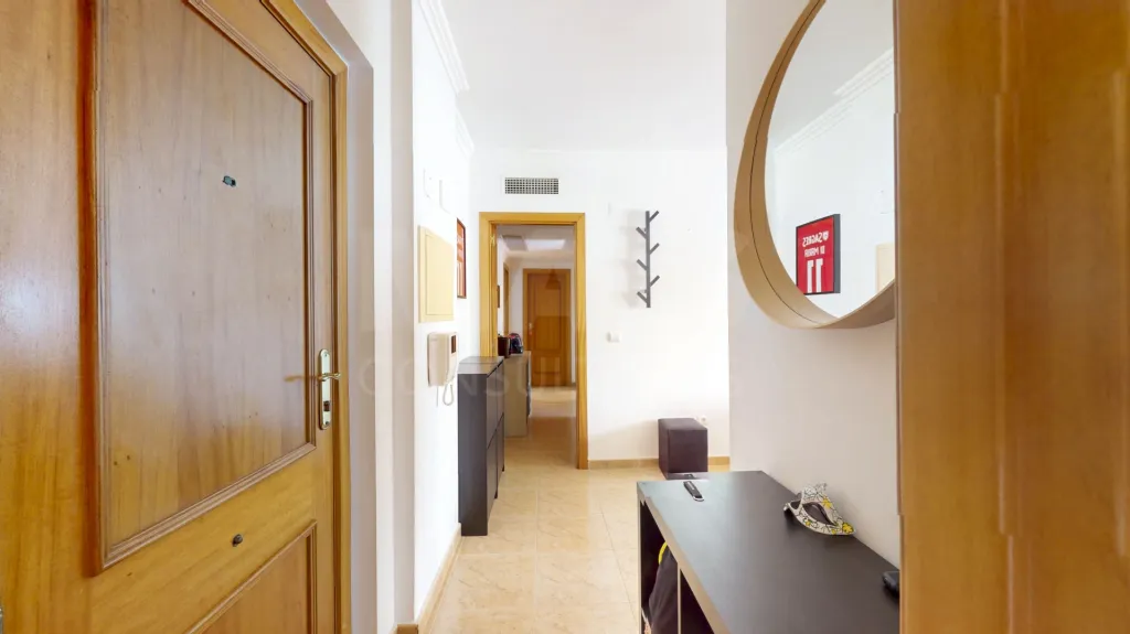 Apartamento T2 com parqueamento no Carregado