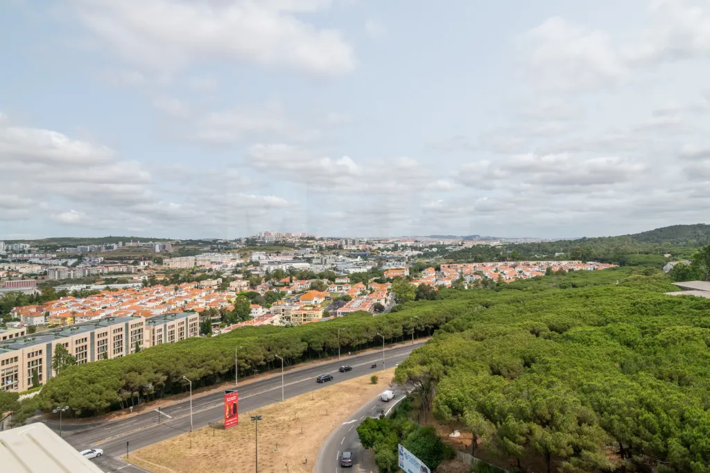 Apartamento T4 nas Torres do Restelo
