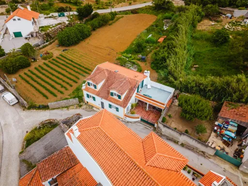 Moradia renovada no Moledo