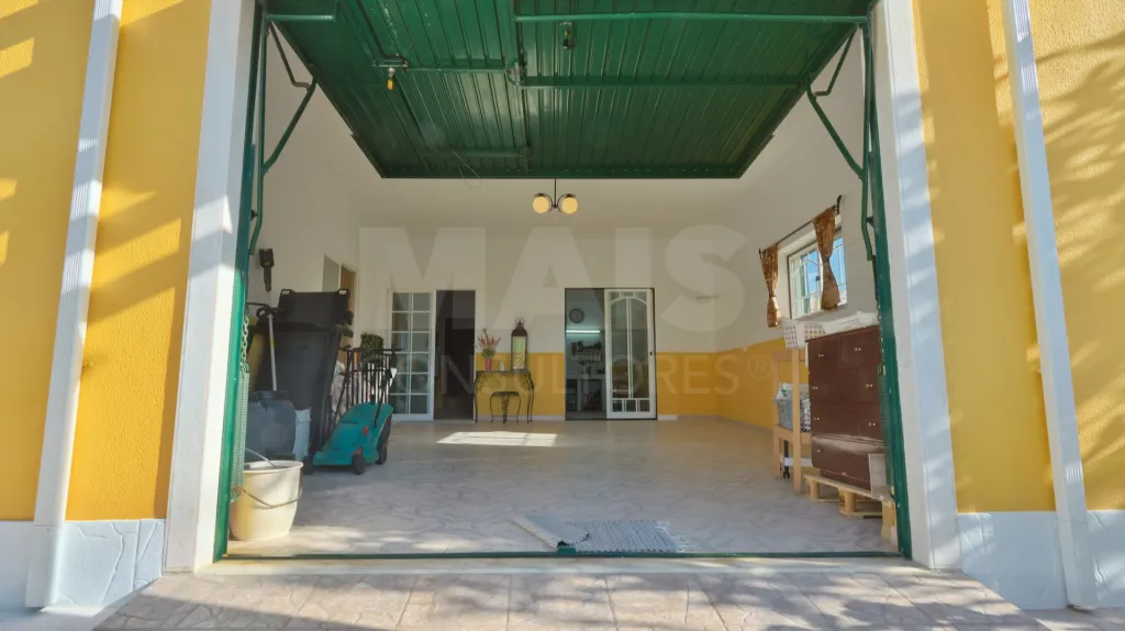 Moradia T4 c/ Jardim, Sala de Cinema e Snooker — a 30 Min de Lisboa | Milharado