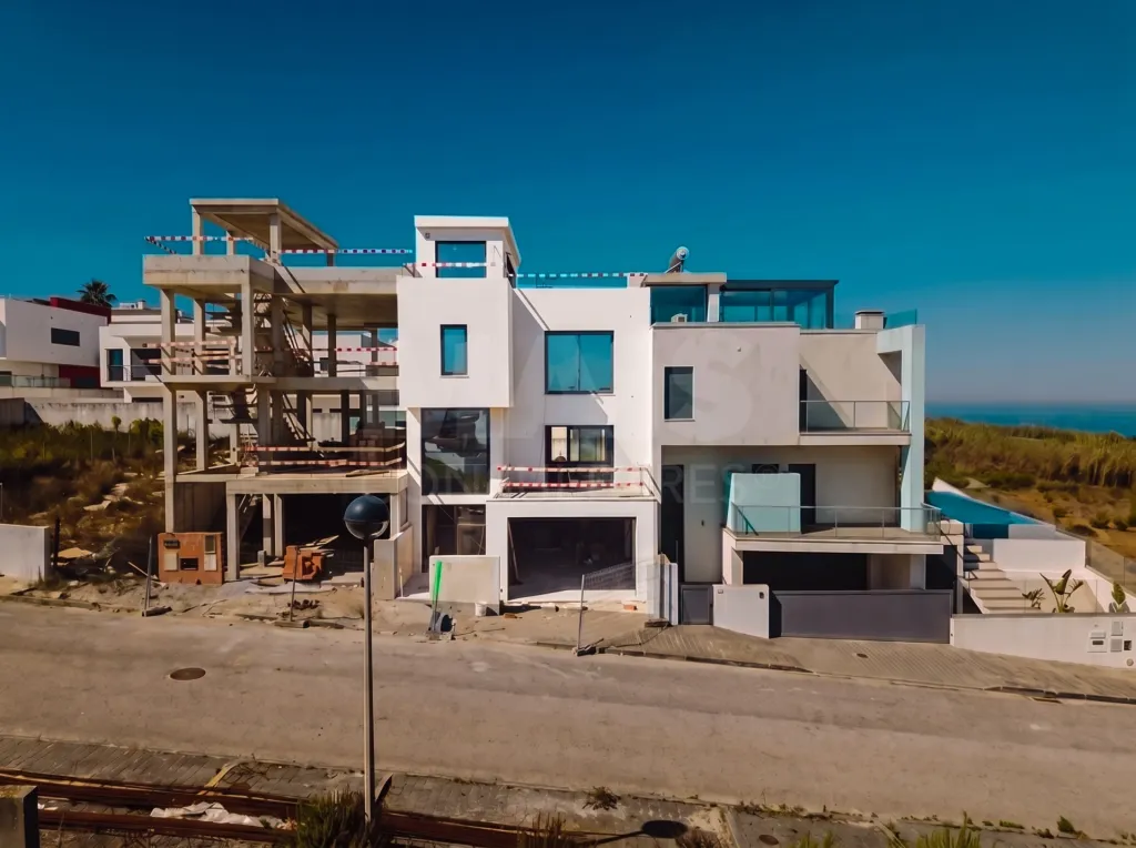 Moradia T3 em Construção com Vista Mar – Areia Branca, Lourinhã