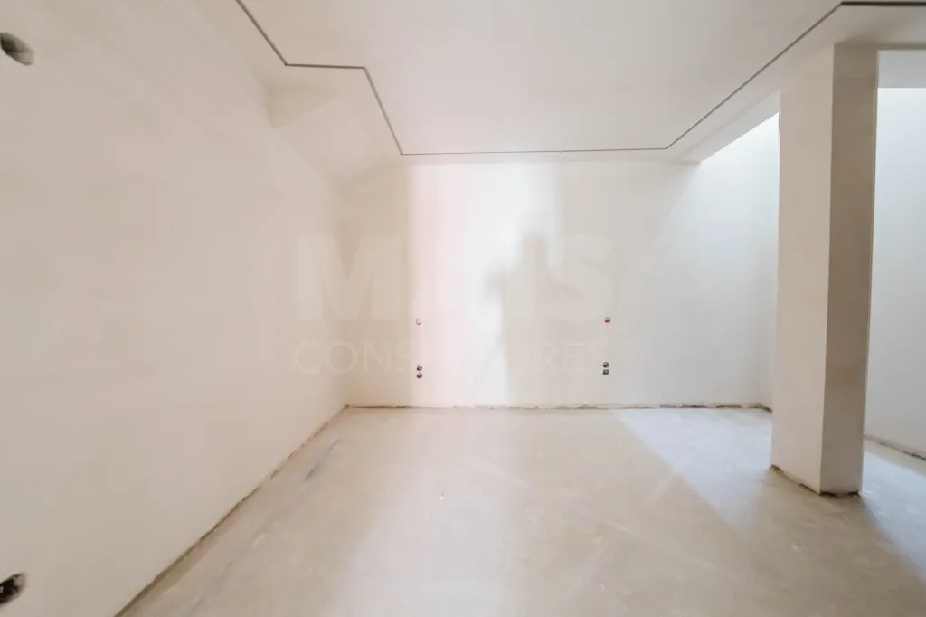 Moradia totalmente remodelada no coração de Peniche!
