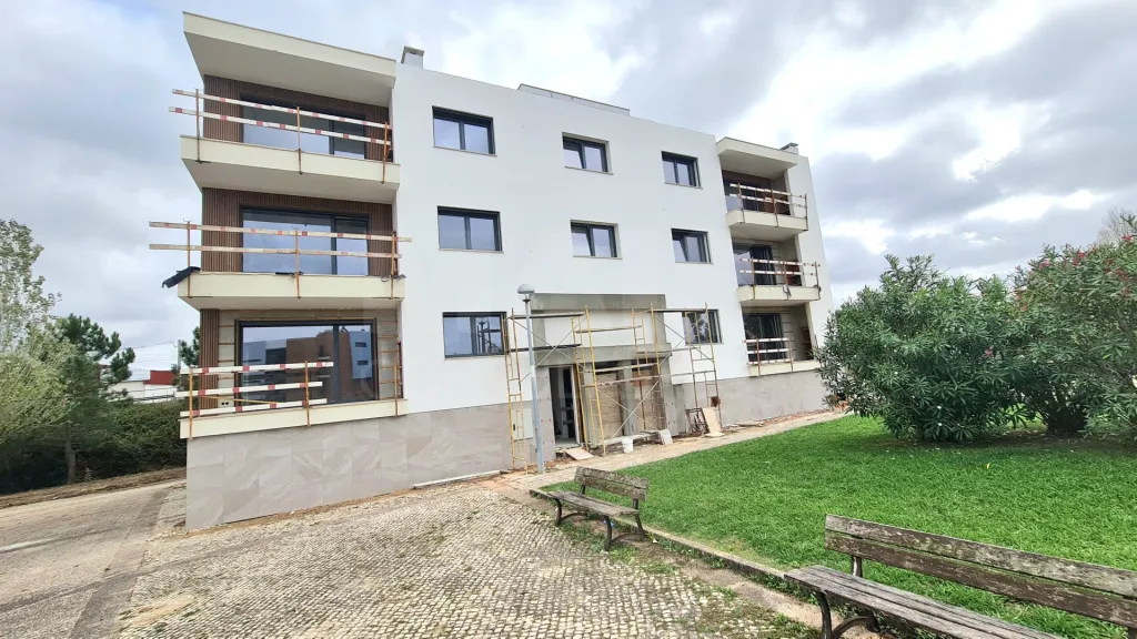 Apart T3 Piso 2 Fração E (em construção)
