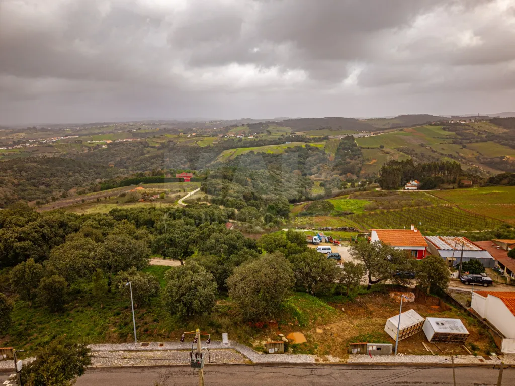 Lote para Construção - Casais da Areirinha