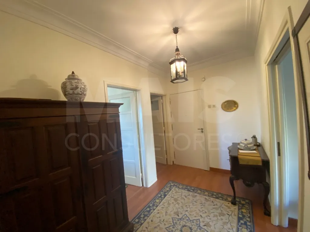 Apartamento T4 na Lapa - Estrela