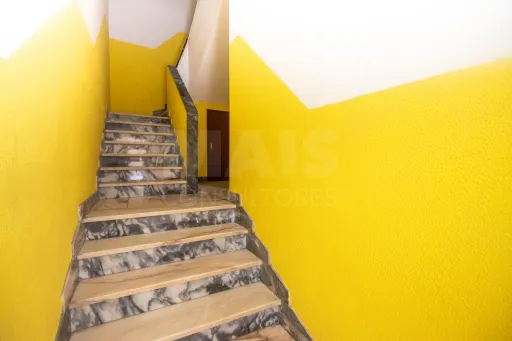 Prédio no Centro de Peniche!