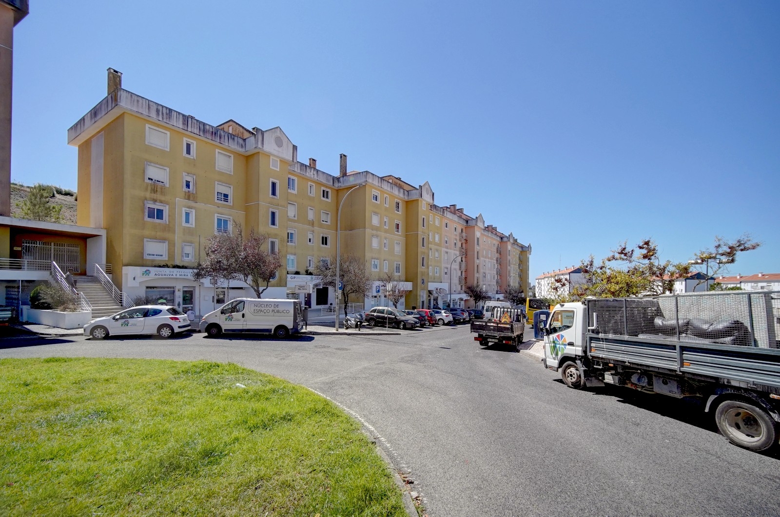 T4 em Mira Sintra com opção de parqueamento