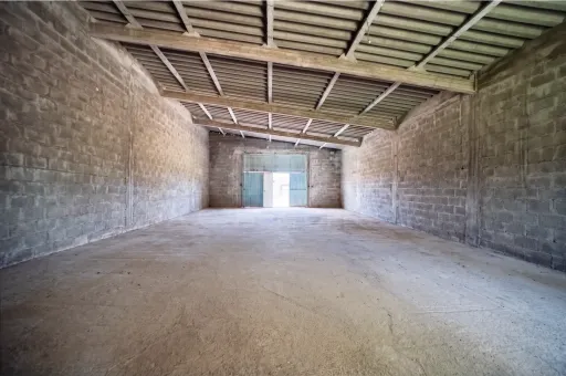 Farm with over 23,000 m², a saltwater pool, and potential for development