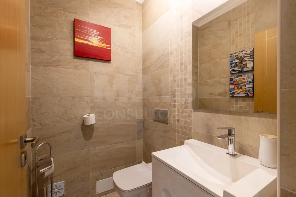 Moradia T4 de luxo no Barrocalvo, Carvalhal, Bombarral