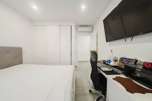 Moradia T3 Térrea Moderna em terreno c/ 2.610m2