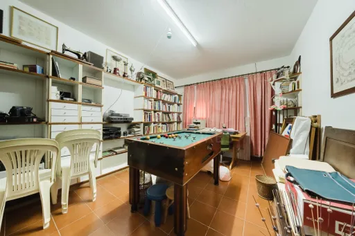 Propriedade única, a apenas 2 km de Alcobaça, com mais de 30.000 m² de terreno