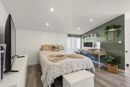 🏡 Encantadora Moradia Centenária T2 com Terraço