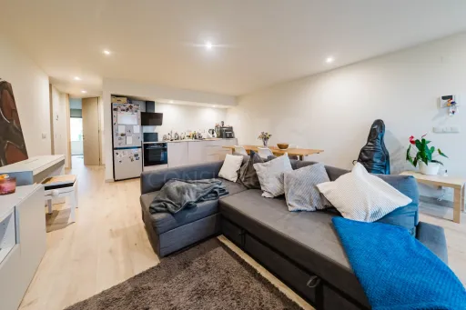 Apartamento T2 com terraço em condomínio privado perto da praia – Honeysands Residences, Areia Branca