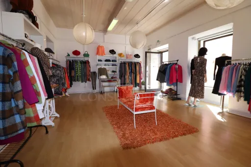Store in downtown Mafra