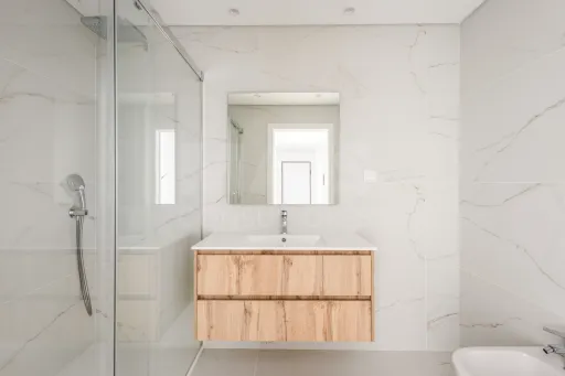 Apartamento T3 Novo com garagem -- Santa Bárbara