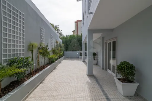 Moradia Isolada T4 Renovada — Abuxarda / Alvide, Cascais
