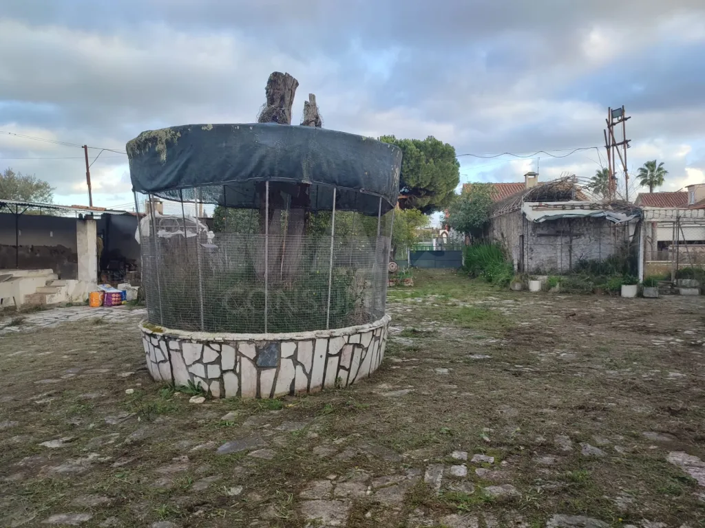 Moradia T4 com piscina, no centro da  Concavada em Abrantes