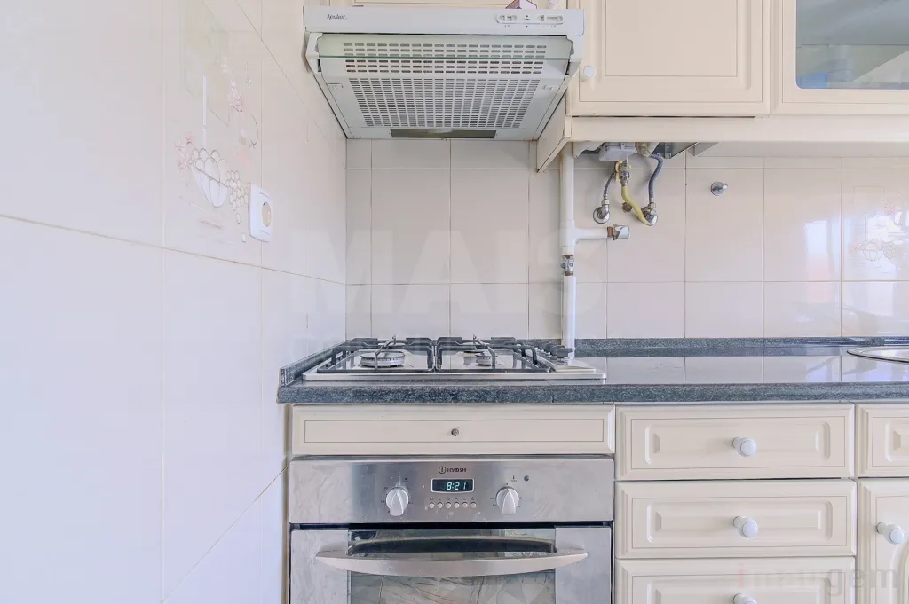 Apartamento T2 na Póvoa de Santo Adrião, Odivelas.