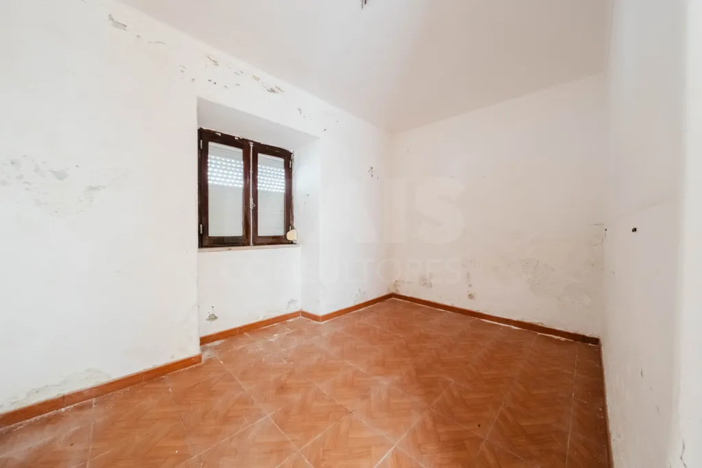 Moradia com 1.040 m² de Terreno no Seixal, Lourinhã