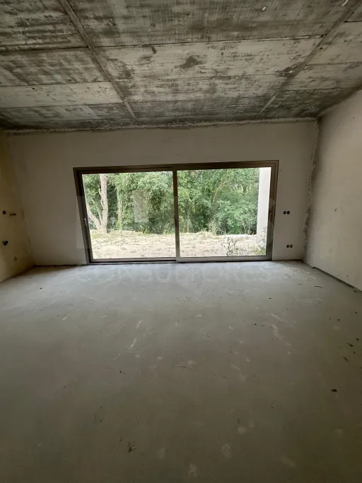 Moradia geminada T3 Nova - A